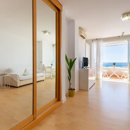 Apartamento Roca Chica - Parking - Frente Playa - Terraza - Wifi - Bajondillo Y Carihuela *