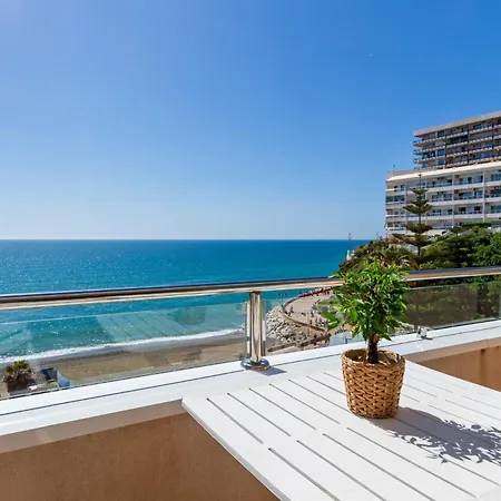 Roca Chica - Parking - Frente Playa - Terraza - Wifi - Bajondillo Y Carihuela *